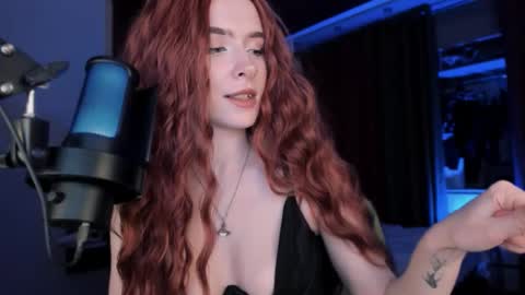 Miss Iris Fansly Miss Iris new inst.  online show from September 10, 2025, 5:46 pm