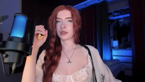 Miss Iris Fansly Miss Iris new inst.  online show from September 25, 2025, 5:38 pm