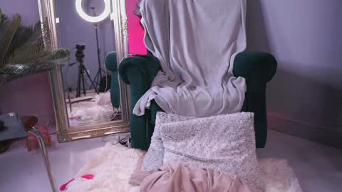 Maria online show from December 30, 2024, 3:25 am