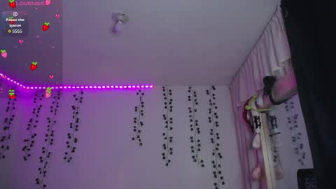 Iris  online show from February 6, 2026, 3:44 am