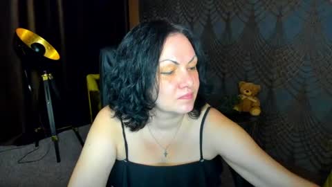 Iris online show from July 5, 2026, 5:42 pm