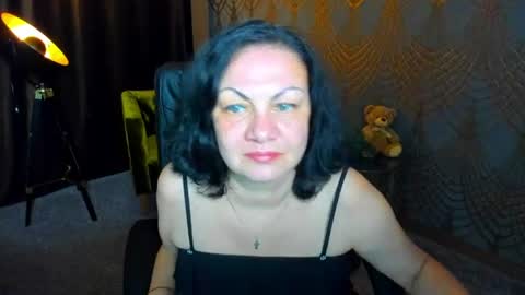 Iris online show from July 17, 2026, 6:02 pm