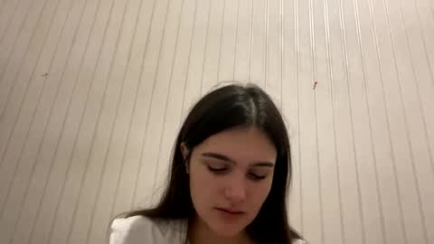 irisss31 online show from January 1, 2025, 9:20 pm