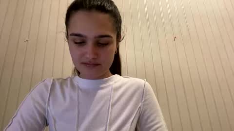 irisss31 online show from January 8, 2025, 7:13 pm