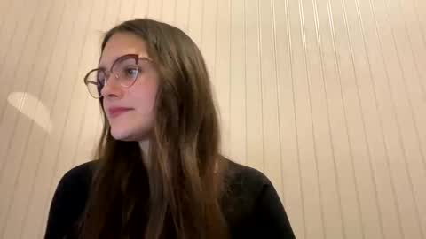 irisss31 online show from January 26, 2025, 4:51 pm