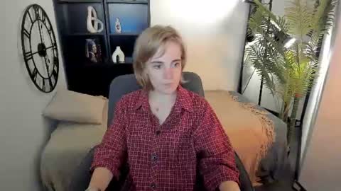 Snapshot of irmaronn chatting on July 22, 2026, 8:17 am Irma online show from July 22, 2026, 8:17 am