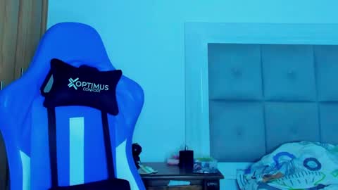 Iron online show from January 31, 2025, 1:22 am