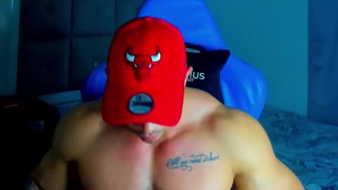 Iron online show from March 9, 2025, 10:19 pm