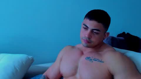 Iron online show from October 23, 2025, 8:18 pm