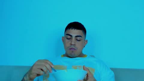 Iron online show from October 24, 2025, 8:22 am