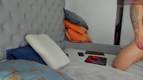 ironhulk22 online show from January 22, 2025, 9:02 am