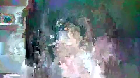 Paris online show from May 26, 2026, 5:36 am