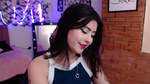 isabela online show from September 11, 2025, 4:01 am