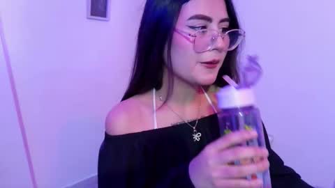 isabela online show from February 20, 2026, 6:52 pm