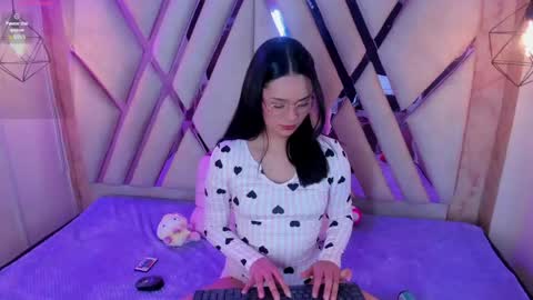 Isa online show from April 23, 2026, 3:41 am