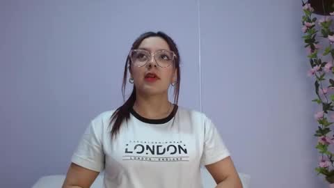 isa_jones1 online show from December 14, 2024, 1:06 am