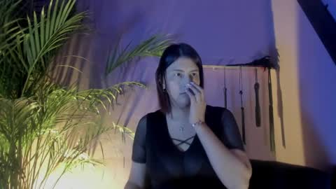 Snapshot of isa_kis_1 chatting on April 26, 2026, 12:03 pm Isabella online show from April 26, 2026, 12:03 pm