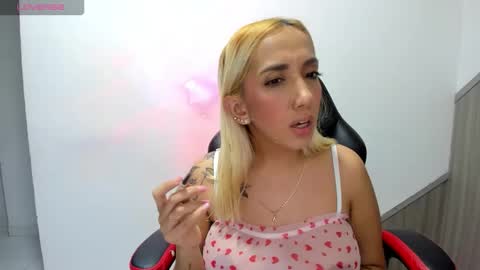 isa_klein online show from February 24, 2026, 6:00 am