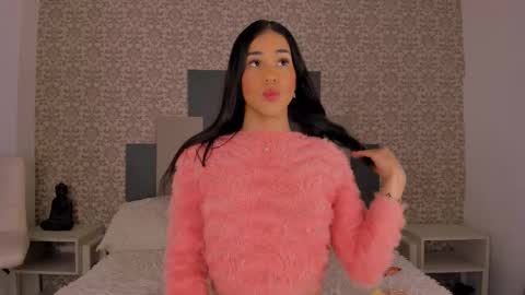 Snapshot of isa_little_star chatting on October 18, 2025, 12:50 pm Isa online show from October 18, 2025, 12:50 pm