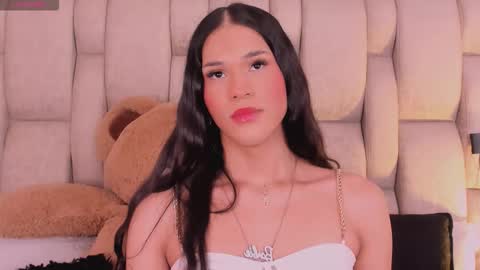 Snapshot of isa_little_star chatting on February 22, 2026, 4:02 am Isa online show from February 22, 2026, 4:02 am