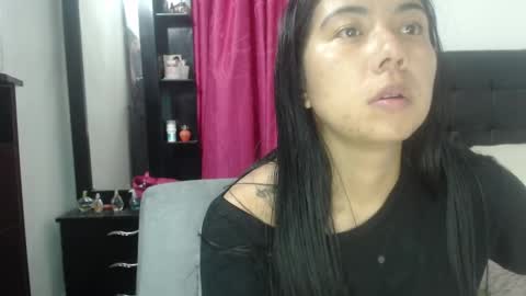 Isa online show from December 17, 2024, 2:12 am