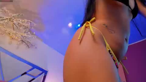 ISA ROUSE  online show from September 20, 2025, 4:08 pm