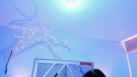 ISA ROUSE  online show from November 20, 2025, 2:34 am