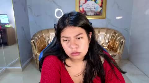 Snapshot of isa_s chatting on May 25, 2026, 12:33 pm Isa online show from May 25, 2026, 12:33 pm