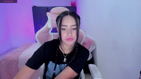 Snapshot of isaa_diamond chatting on May 9, 2026, 4:34 pm isaa_diamond online show from May 9, 2026, 4:34 pm