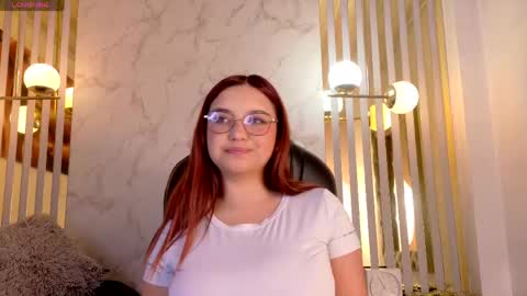 Snapshot of isaa_lopez chatting on May 6, 2026, 11:48 am Isa online show from May 6, 2026, 11:48 am