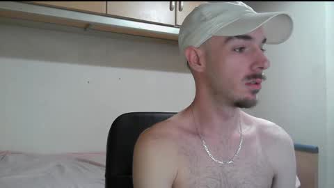 Snapshot of isaac99c chatting on May 6, 2026, 10:48 pm Isaac99c online show from May 6, 2026, 10:48 pm