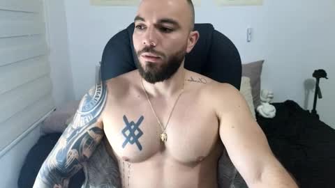 Isaac carter online show from November 15, 2025, 11:18 am