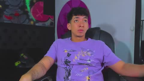 isaac_cryston online show from September 26, 2025, 8:13 pm