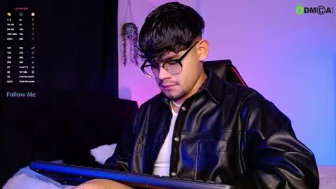 Isaac Saenz. online show from October 15, 2025, 11:38 pm