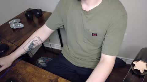 isaac online show from April 2, 2026, 10:35 am