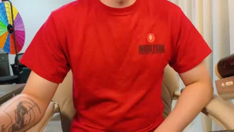 Snapshot of isaac_sheffield chatting on June 14, 2026, 4:25 am isaac online show from June 14, 2026, 4:25 am