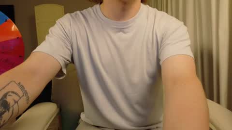 Snapshot of isaac_sheffield chatting on July 5, 2026, 5:03 am isaac online show from July 5, 2026, 5:03 am