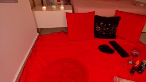 Isabel online show from March 9, 2025, 5:22 am