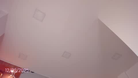 Isabel online show from March 12, 2025, 11:54 pm