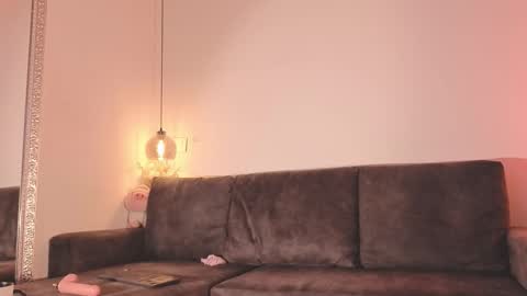 Isabela online show from March 28, 2026, 11:43 am