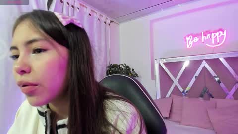 ISABELA  online show from November 8, 2025, 11:32 am