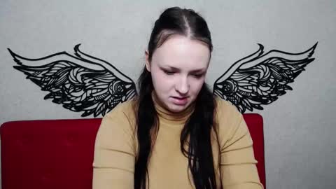 IsabelBlackberry online show from December 7, 2024, 5:59 am