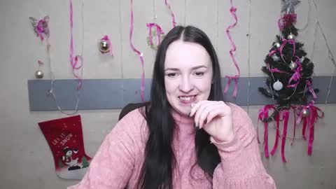 IsabelBlackberry online show from January 4, 2025, 3:07 pm