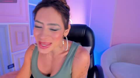 Isabel Bornner online show from February 27, 2025, 9:43 am