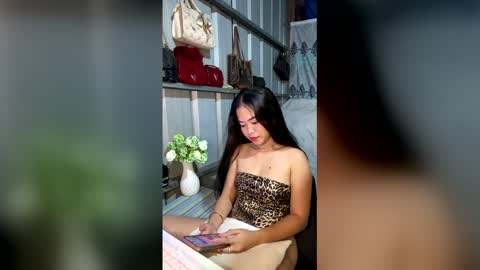 isabella200412 online show from March 31, 2026, 12:49 pm