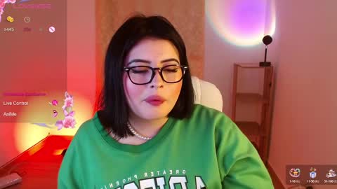 isabella online show from January 15, 2025, 3:22 am