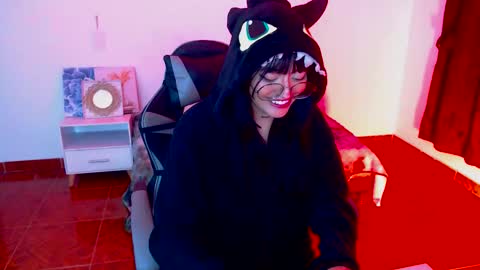 Snapshot of isabella__777 chatting on November 25, 2025, 4:34 am isabella__777 online show from November 25, 2025, 4:34 am