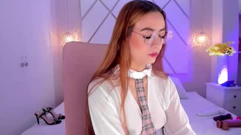 Isa  online show from March 12, 2026, 3:40 pm