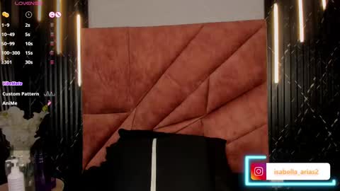 Isabella Arias online show from February 15, 2025, 12:48 am