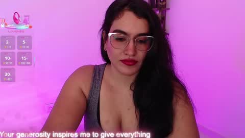 isabella_aristi03 online show from September 19, 2025, 4:25 am